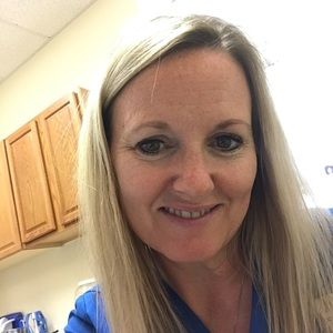 Meet your Posher, Laurie